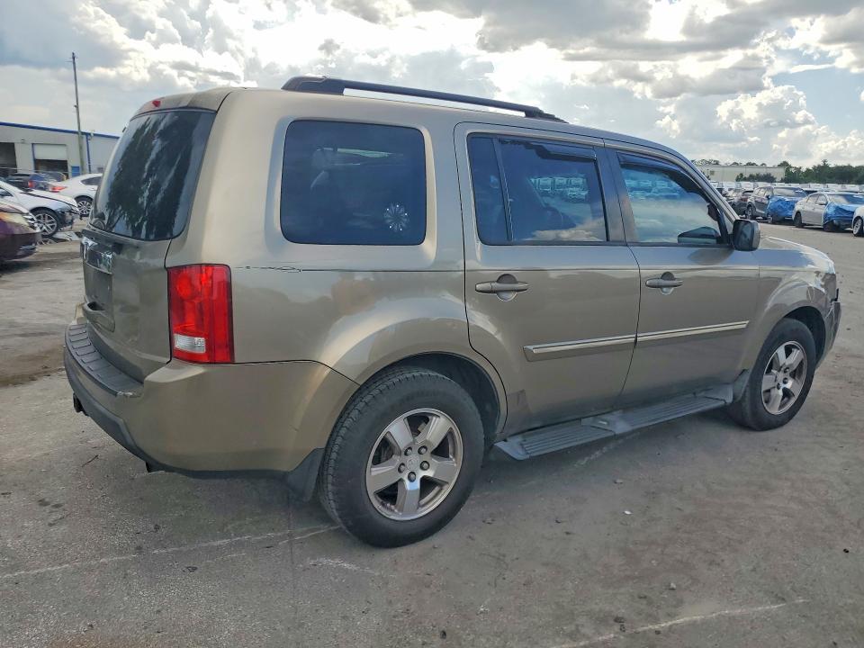 Photo 3 from auction – 2011 HONDA PILOT with VIN 5FNYF3H55BB027573