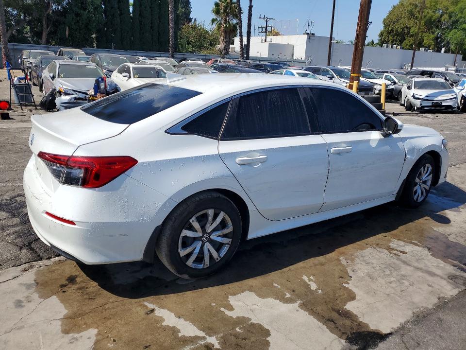 Photo 3 from auction – 2022 HONDA CIVIC with VIN 2HGFE2F20NH544454