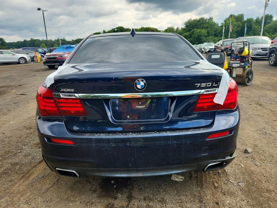 Photo 6 from auction – 2014 BMW 750 with VIN WBAYF8C58ED142505