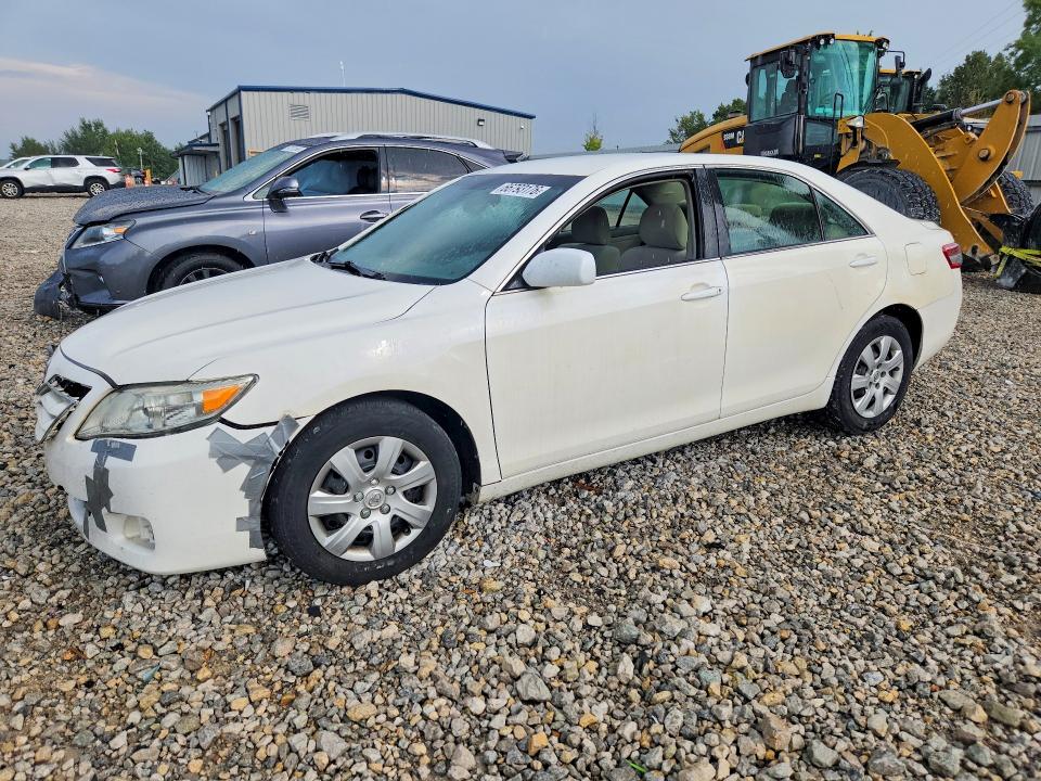 2011 TOYOTA CAMRY - Търг №66793176