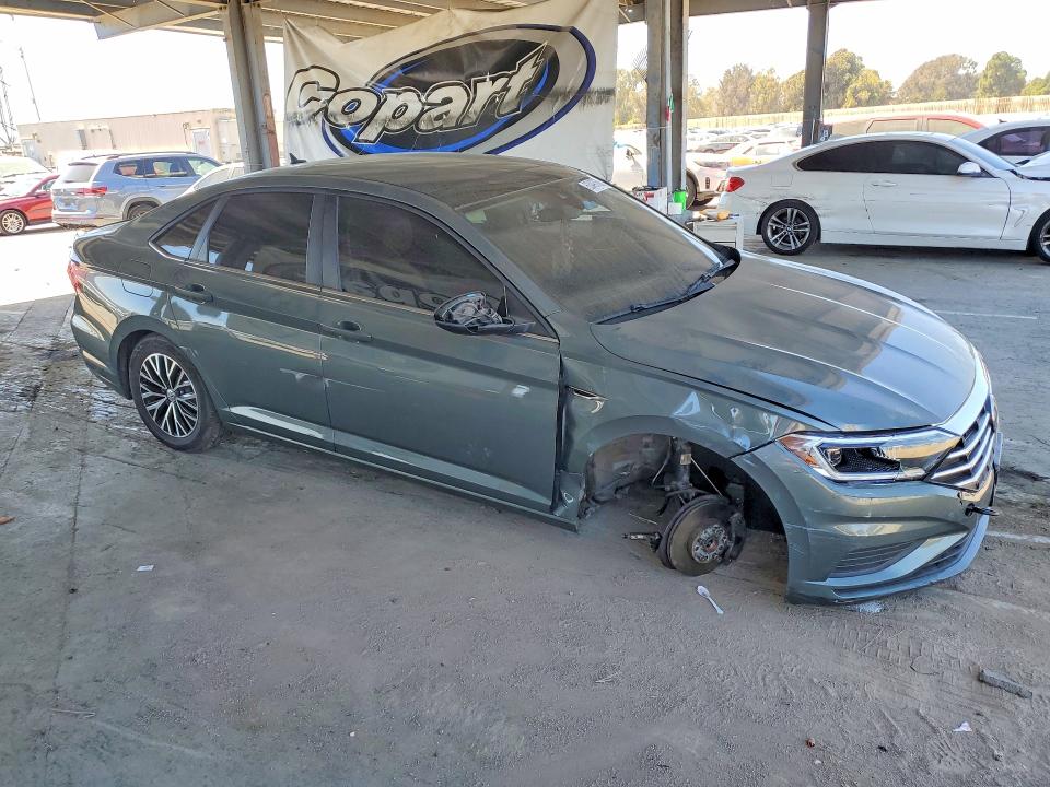 Снимка 4 от търг – 2019 VOLKSWAGEN JETTA с VIN 3VWE57BU2KM033692