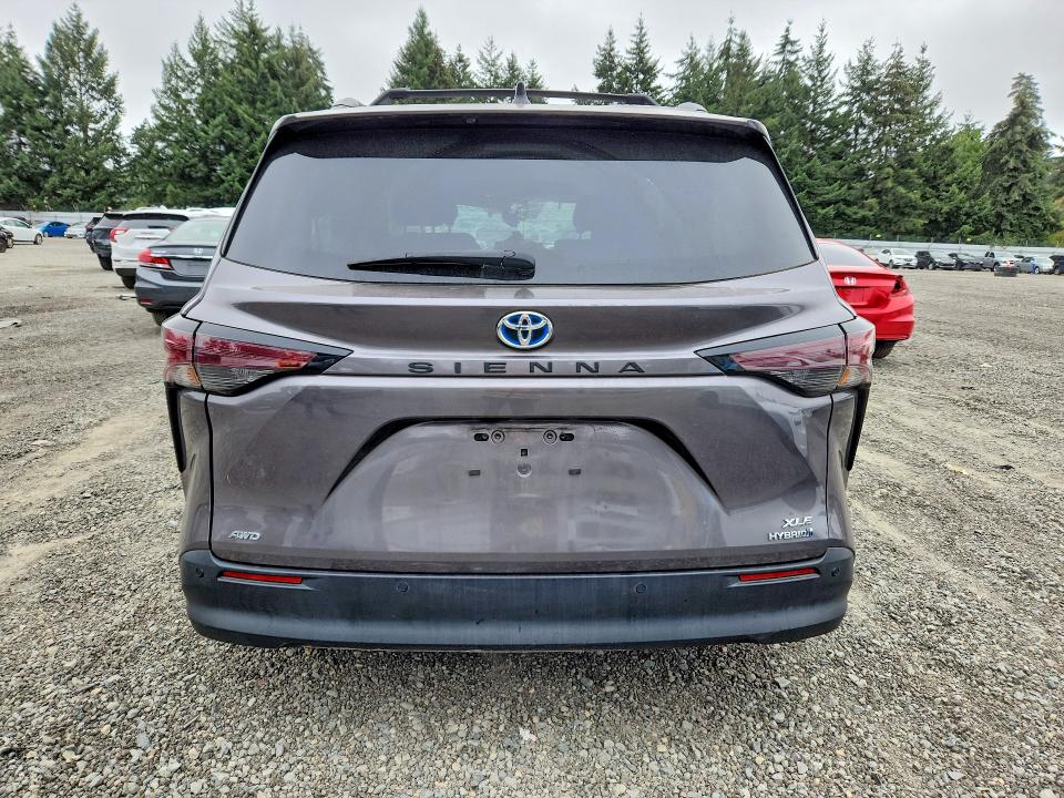 Photo 6 from auction – 2023 TOYOTA SIENNA with VIN 5TDYSKFCXPS075953