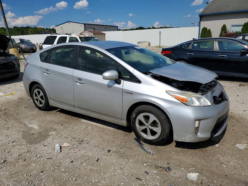 Photo 4 from auction – 2015 TOYOTA PRIUS with VIN JTDKN3DU9F0436234