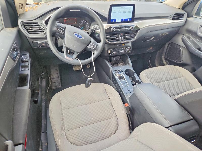 Photo 8 from auction – 2020 FORD ESCAPE with VIN 1FMCU9G66LUC09011