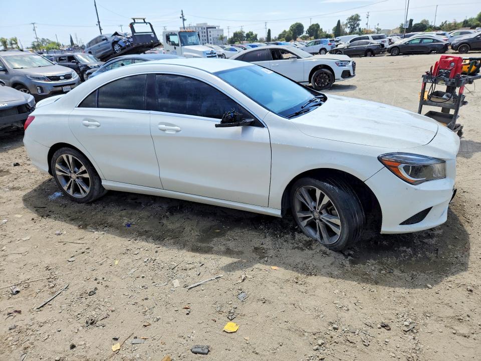 Photo 4 from auction – 2015 MERCEDES-BENZ CLA with VIN WDDSJ4EB1FN163314