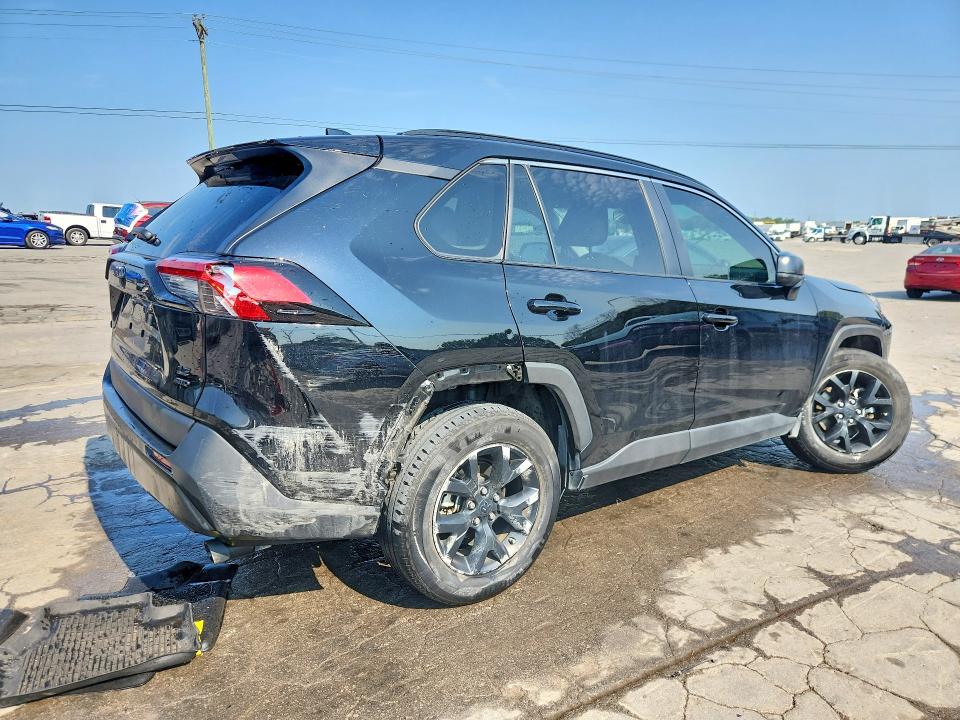 Photo 3 from auction – 2021 TOYOTA RAV4 with VIN 2T3F1RFV6MC199637
