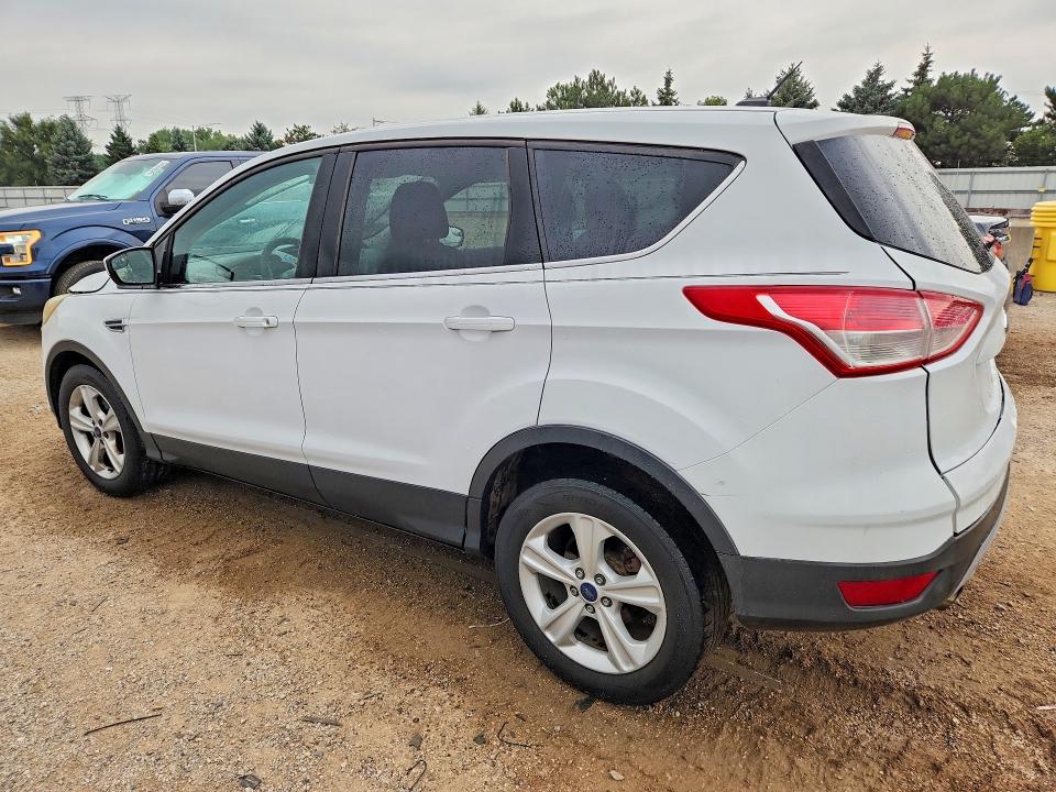 Photo 2 from auction – 2016 FORD ESCAPE with VIN 1FMCU9GX4GUB13618