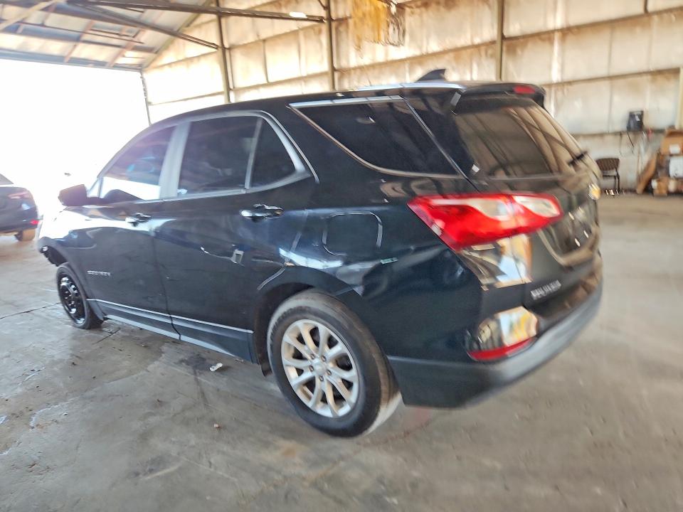 Photo 2 from auction – 2021 CHEVROLET EQUINOX with VIN 2GNAXHEVXM6157056