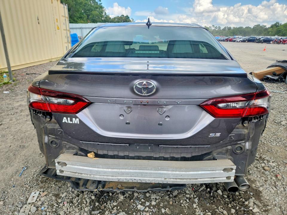 Снимка 6 от търг – 2021 TOYOTA CAMRY с VIN 4T1G11AK9MU466599
