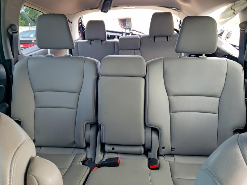 Photo 10 from auction – 2018 HONDA PILOT with VIN 5FNYF6H52JB071983
