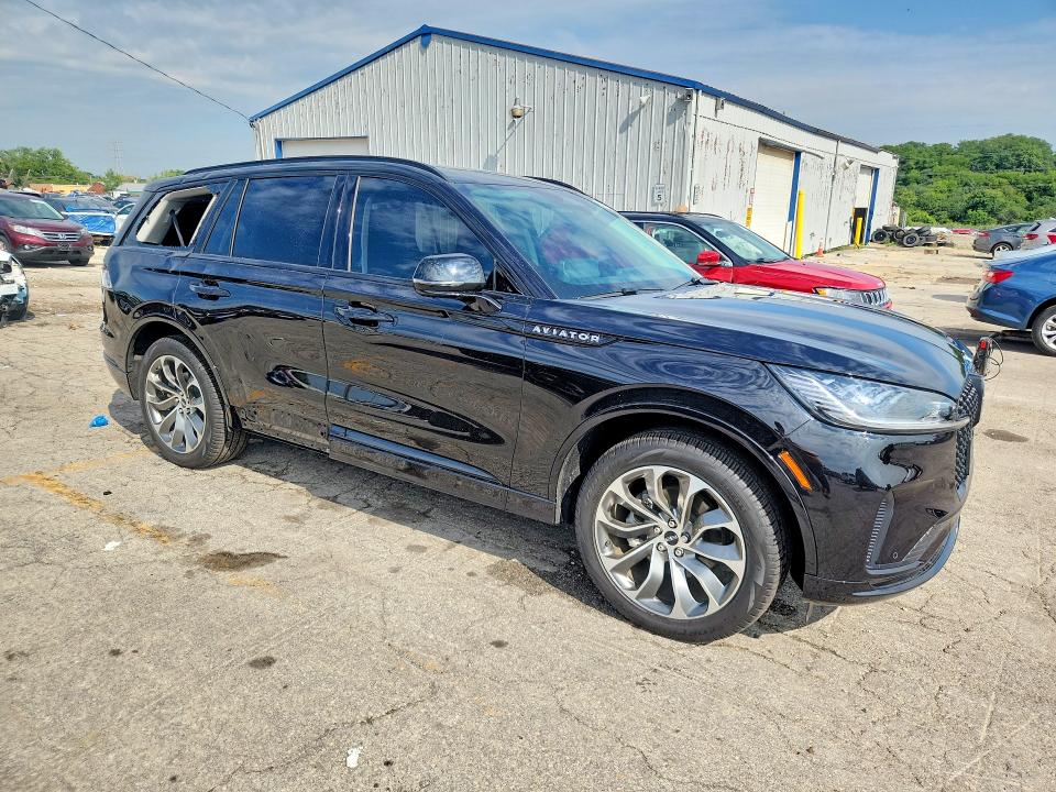 Photo 4 from auction – 2026 LINCOLN AVIATOR with VIN 5LM5J6XC9TGL06432