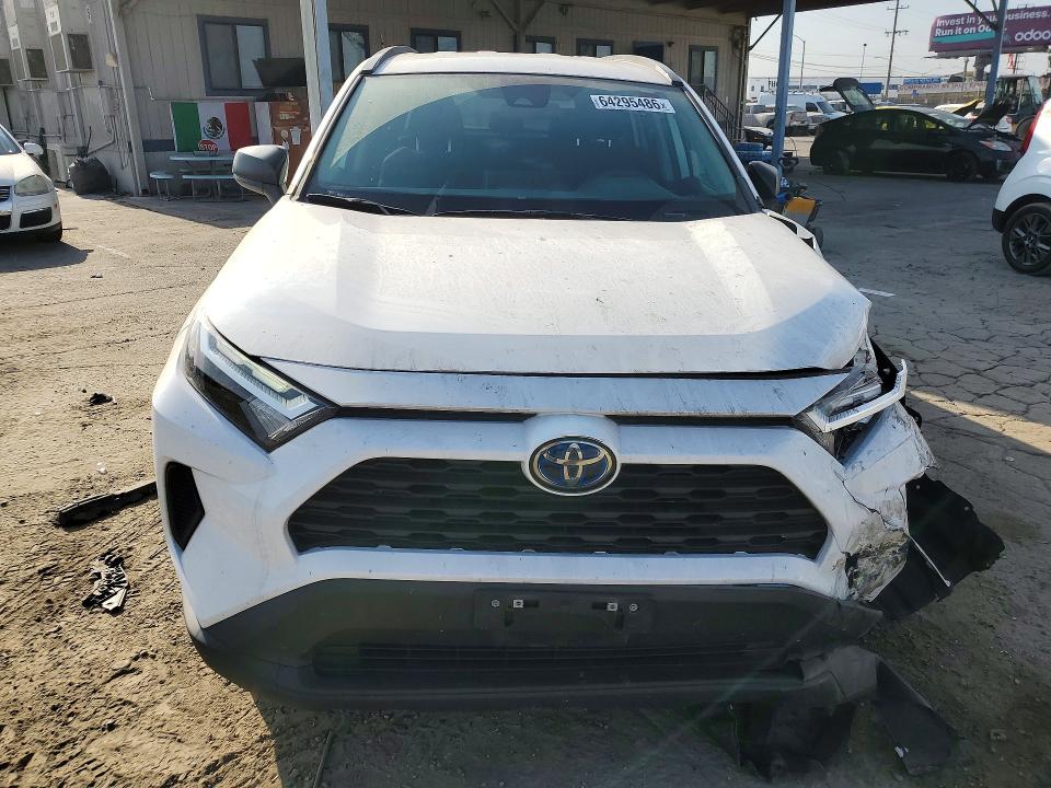Photo 5 from auction – 2024 TOYOTA RAV4 with VIN 4T3LWRFV9RU136882