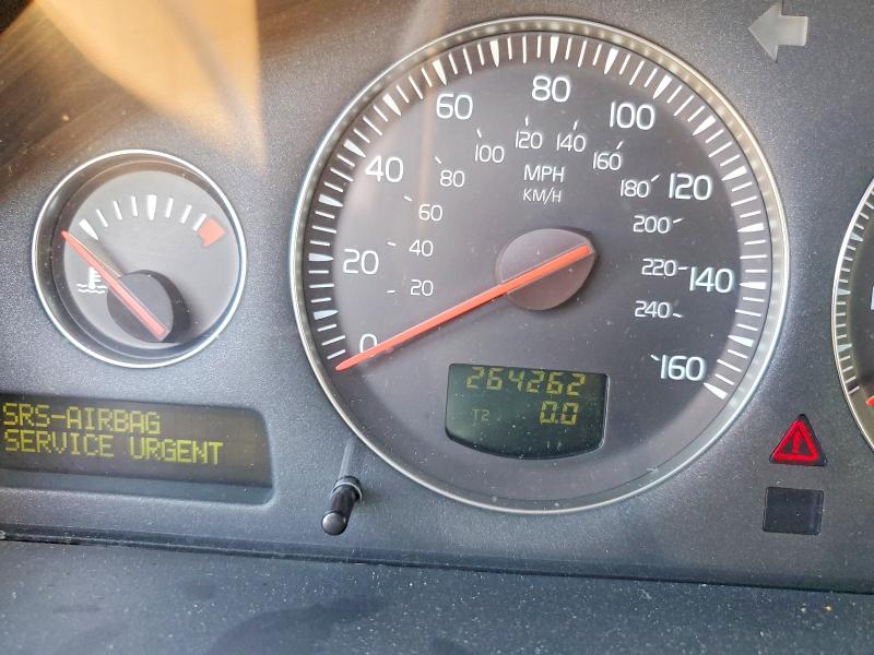 Photo 9 from auction – 2004 VOLVO S60 with VIN YV1RS59V142344468