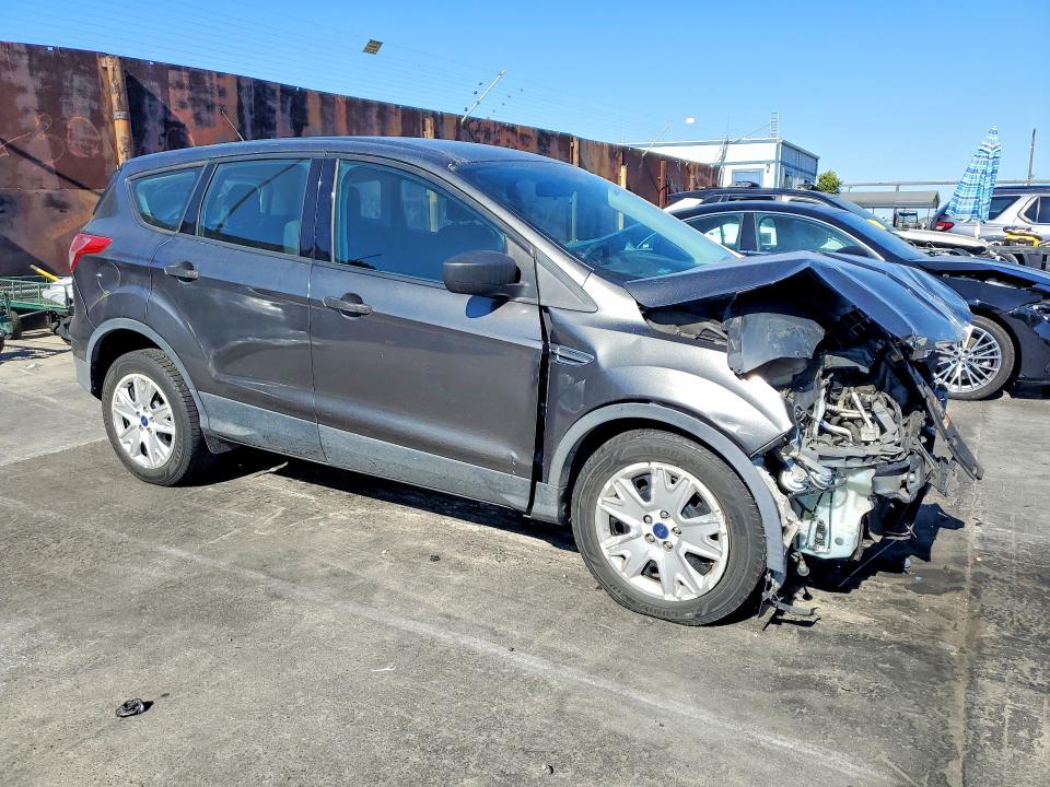 Снимка 4 от търг – 2015 FORD ESCAPE с VIN 1FMCU0F72FUB49867