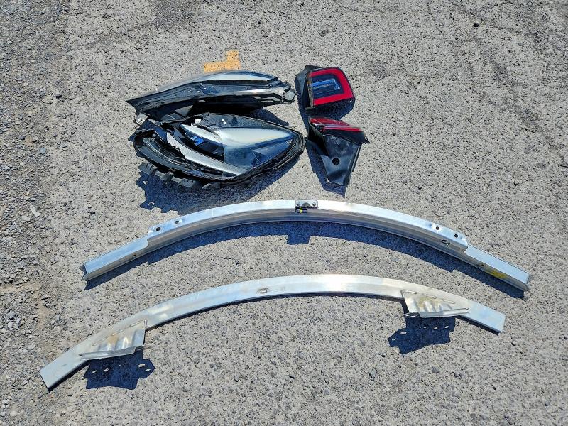 Photo 12 from auction – 2021 TESLA MODEL 3 with VIN 5YJ3E1EA0MF072085
