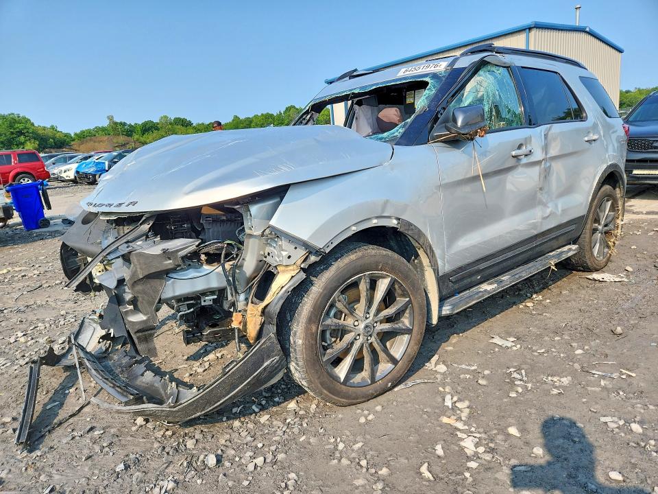 FORD EXPLORER 2018 with VIN 1FM5K8DH1JGC52617 - Photo from auction