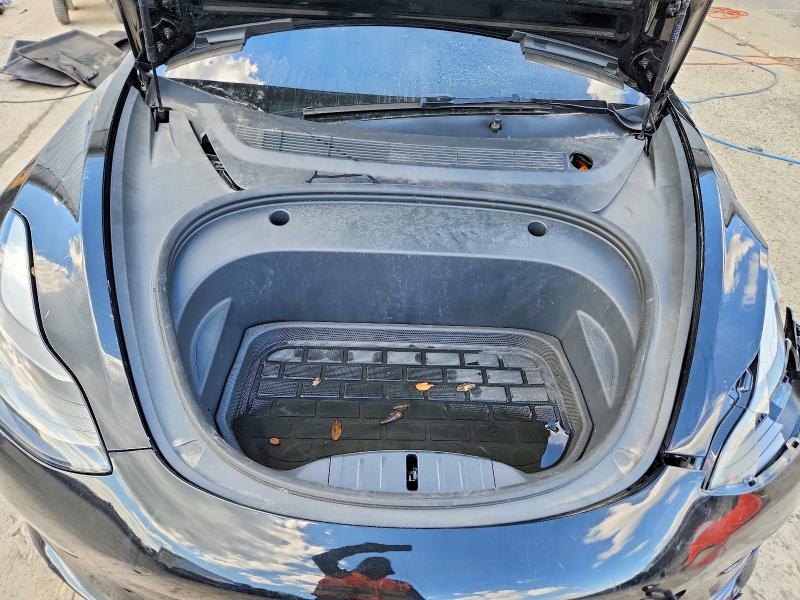 Снимка 11 от търг – 2023 TESLA MODEL 3 с VIN 5YJ3E1EA4PF689235