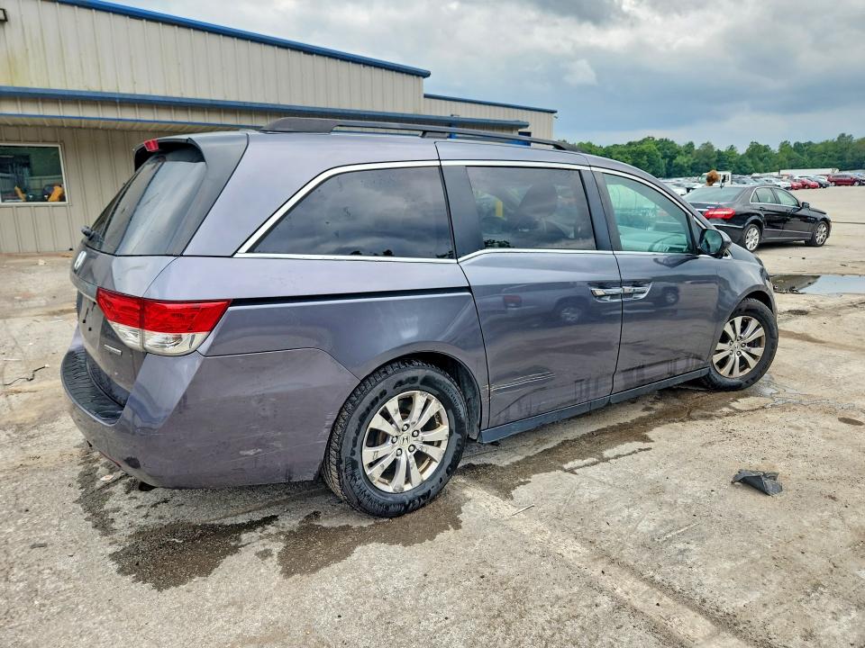 Photo 3 from auction – 2016 HONDA ODYSSEY with VIN 5FNRL5H38GB013567