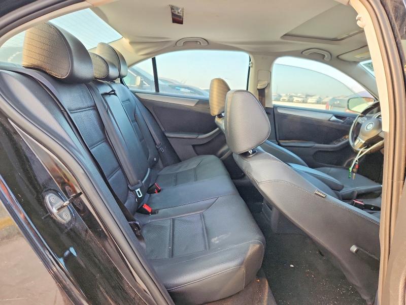 Photo 10 from auction – 2014 VOLKSWAGEN JETTA with VIN 3VWLL7AJ4EM273996