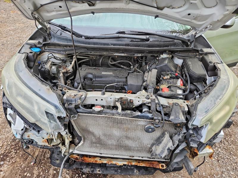 Photo 12 from auction – 2016 HONDA CR-V with VIN 2HKRM4H78GH128276