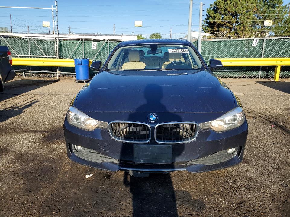 Photo 5 from auction – 2014 BMW 320 with VIN WBA3C3C54EP662835