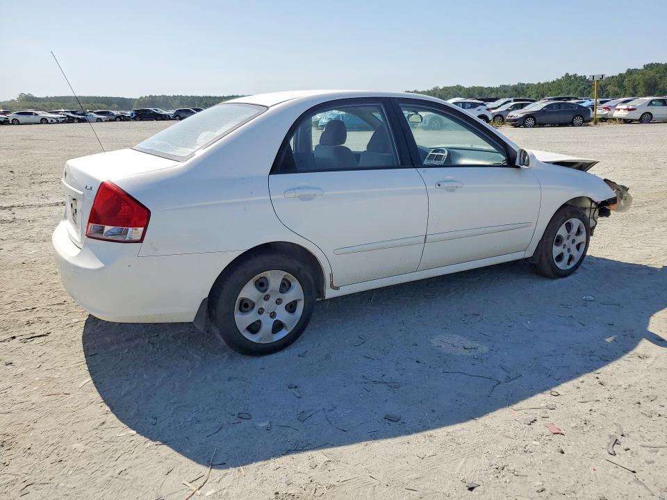 Zdjęcie 3 z aukcji – 2009 KIA SPECTRA z VIN KNAFE221295634520