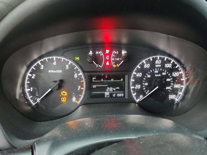 Photo 9 from auction – 2015 NISSAN SENTRA with VIN 3N1AB7AP6FY309718