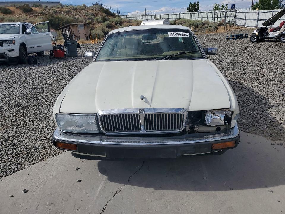 Photo 5 from auction – 1994 JAGUAR XJ6 with VIN SAJHX1748RC693667