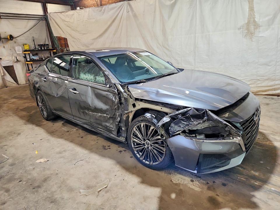 Photo 4 from auction – 2023 NISSAN ALTIMA with VIN 1N4BL4EW1PN300752