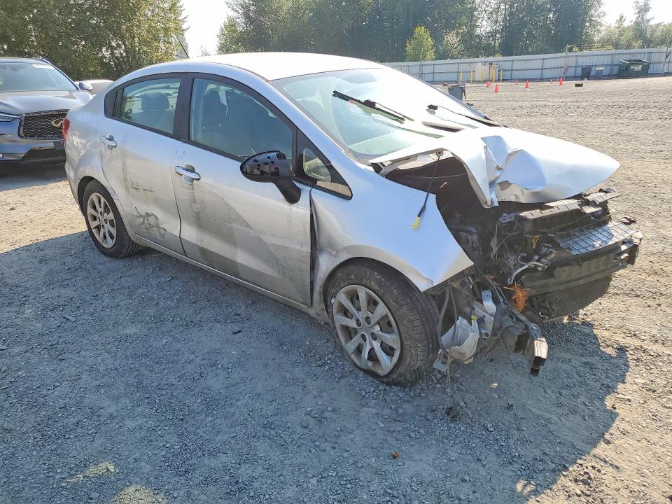 Photo 4 from auction – 2016 KIA RIO with VIN KNADM4A31G6674927