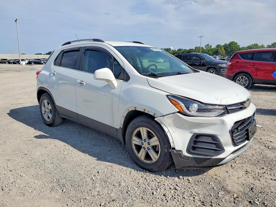 Photo 4 from auction – 2018 CHEVROLET TRAX with VIN KL7CJLSB4JB705087