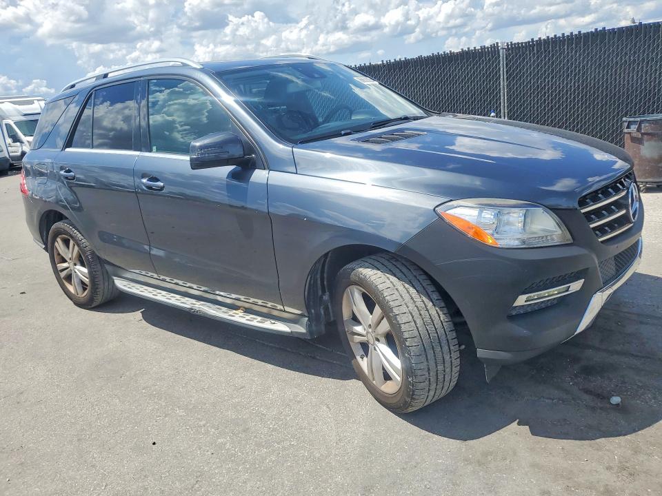 Photo 4 from auction – 2015 MERCEDES-BENZ ML with VIN 4JGDA5JB6FA608910