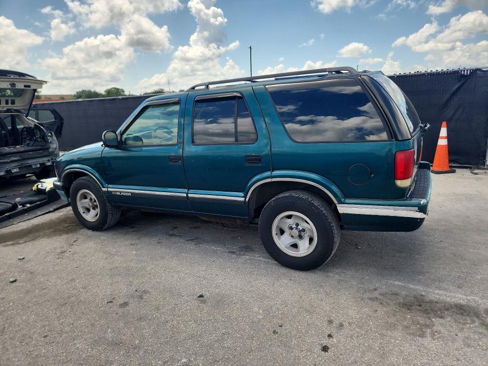 صورة رقم 2 من المزاد - 1997 CHEVROLET BLAZER مع VIN 1GNCS13W0V2195131
