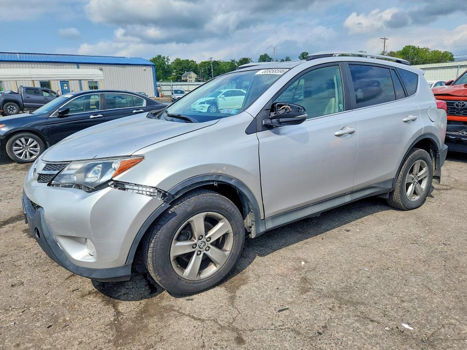 TOYOTA RAV4 2015 с VIN 2T3RFREV6FW239605 - Фото с аукциона