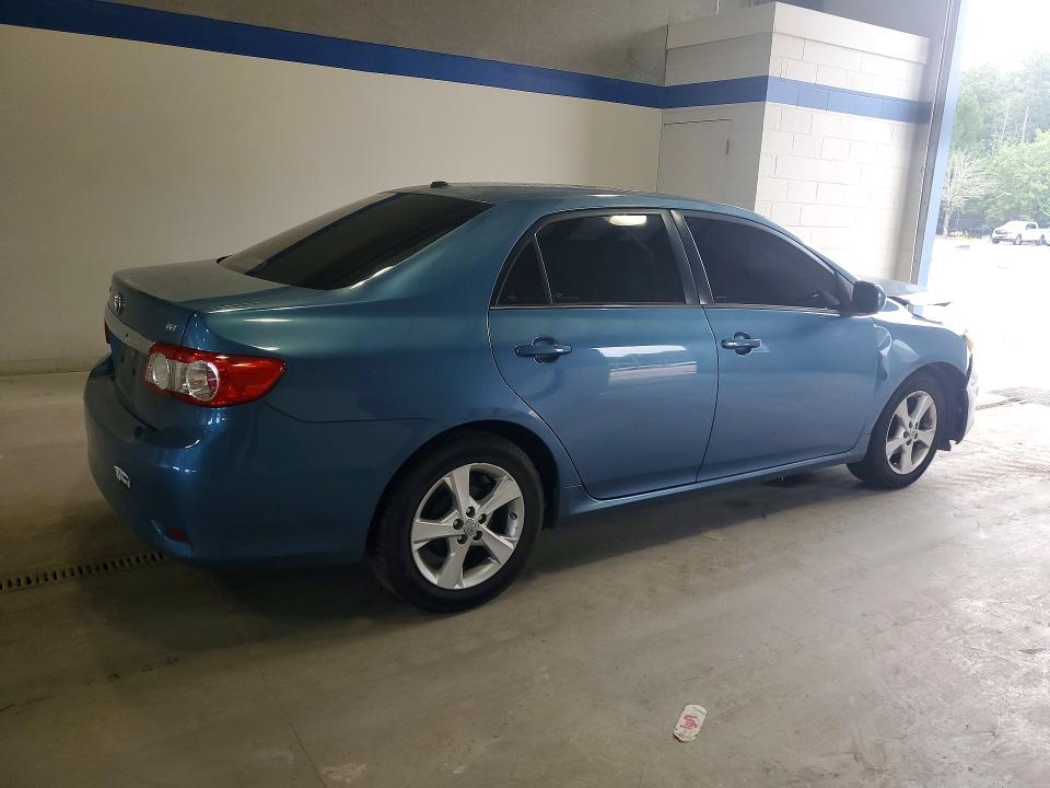 Photo 3 from auction – 2013 TOYOTA COROLLA with VIN 5YFBU4EE3DP150642