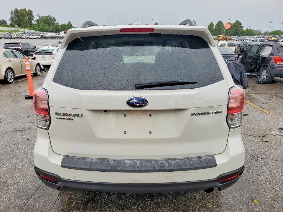 Photo 6 from auction – 2018 SUBARU FORESTER with VIN JF2SJALC5JH455299