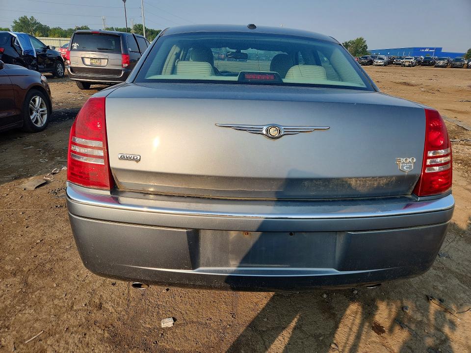 Photo 6 from auction – 2006 CHRYSLER 300C with VIN 2C3KK63H66H277381