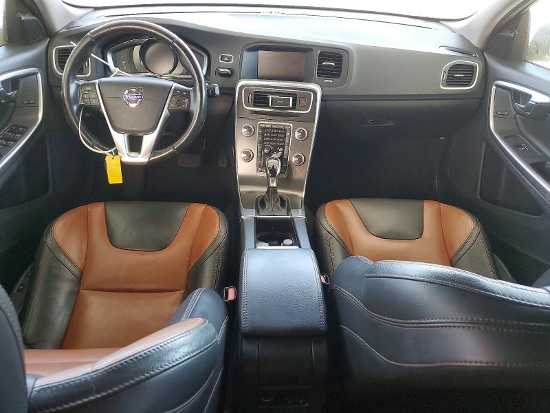 Photo 8 from auction – 2016 VOLVO V60 CROSS COUNTRY with VIN YV4612HK7G1008574