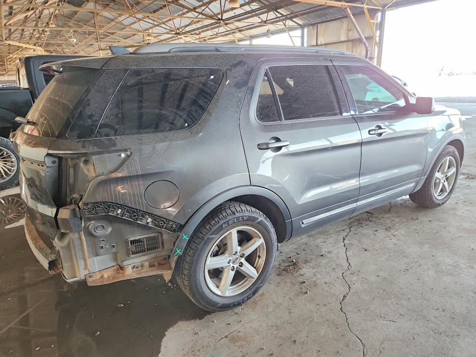 Photo 3 from auction – 2018 FORD EXPLORER with VIN 1FM5K7D85JGA19754