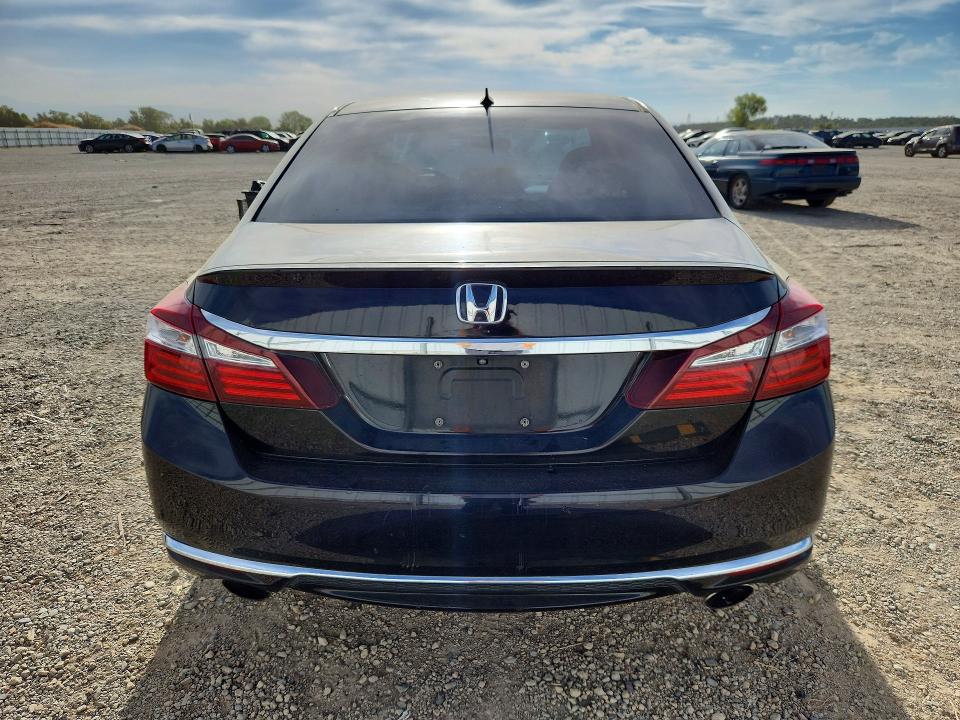 Photo 6 from auction – 2017 HONDA ACCORD with VIN 1HGCR2F11HA007206