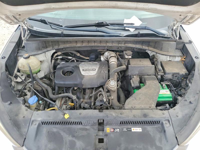 Photo 11 from auction – 2017 HYUNDAI TUCSON with VIN KM8J33A22HU310955