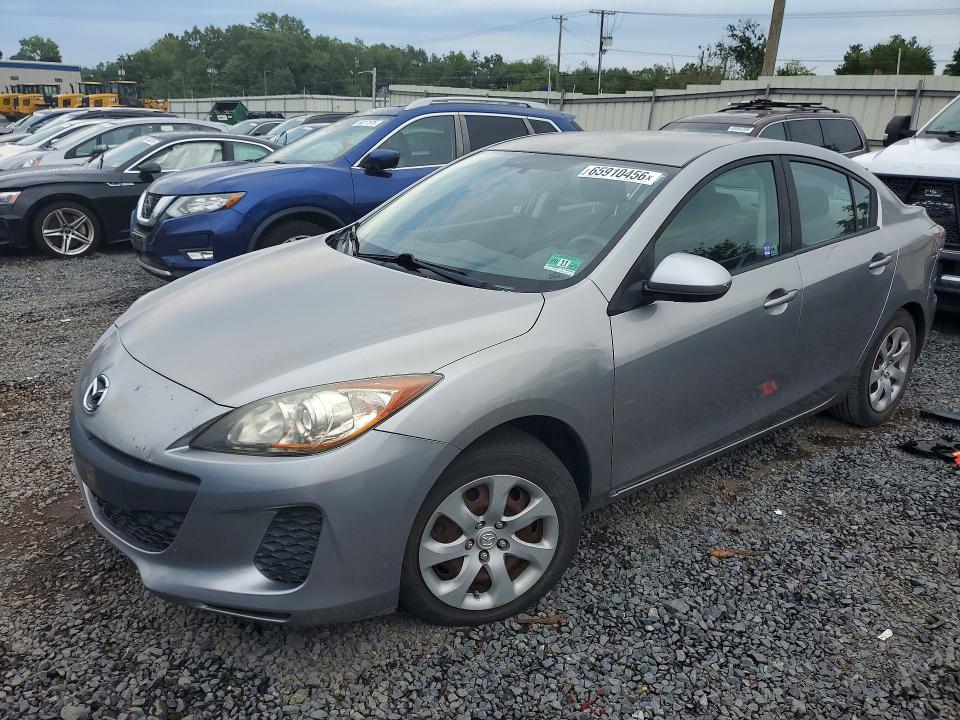 MAZDA 3 2012 с VIN JM1BL1UG8C1506770 - Снимка от търг