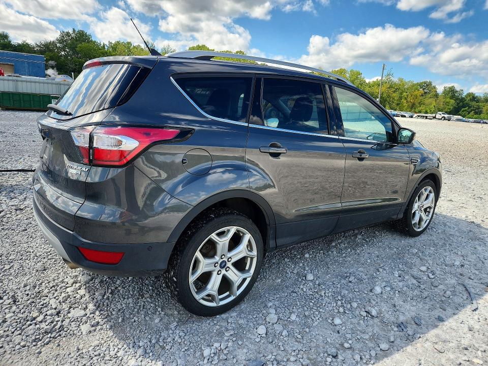 Zdjęcie 3 z aukcji – 2018 FORD ESCAPE z VIN 1FMCU9J92JUD43255
