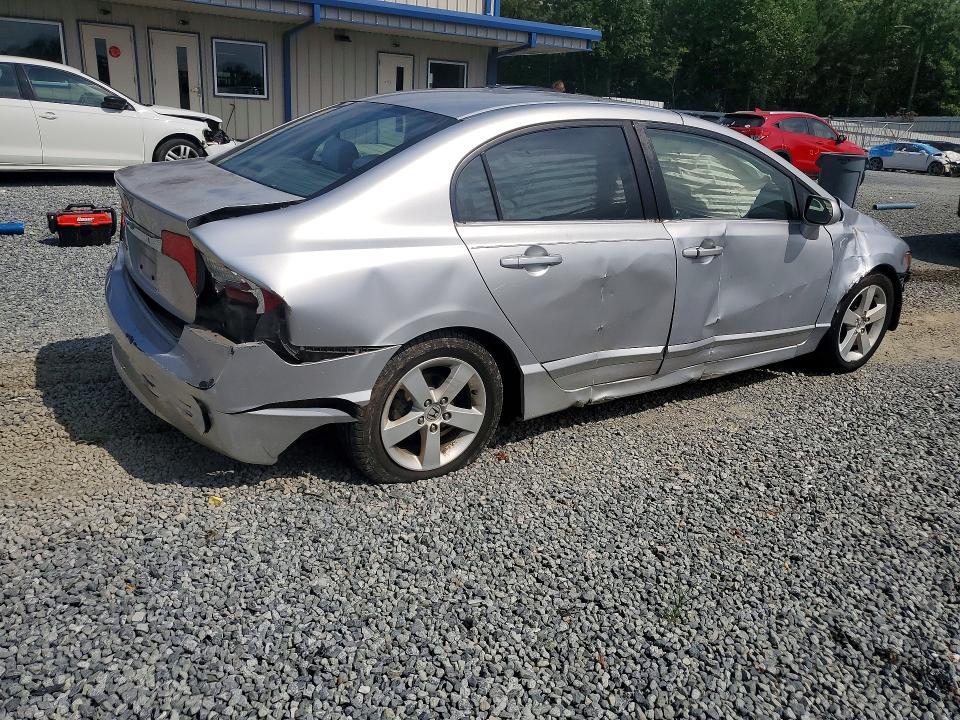 Photo 3 from auction – 2007 HONDA CIVIC with VIN 1HGFA168X7L029932
