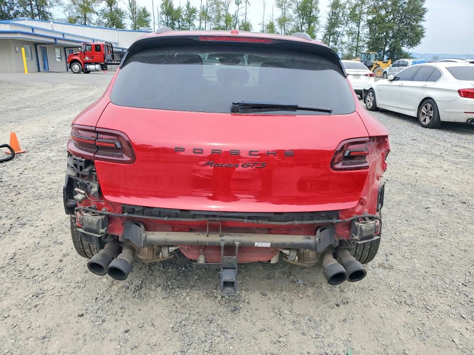 Photo 6 from auction – 2017 PORSCHE MACAN with VIN WP1AG2A50HLB55999
