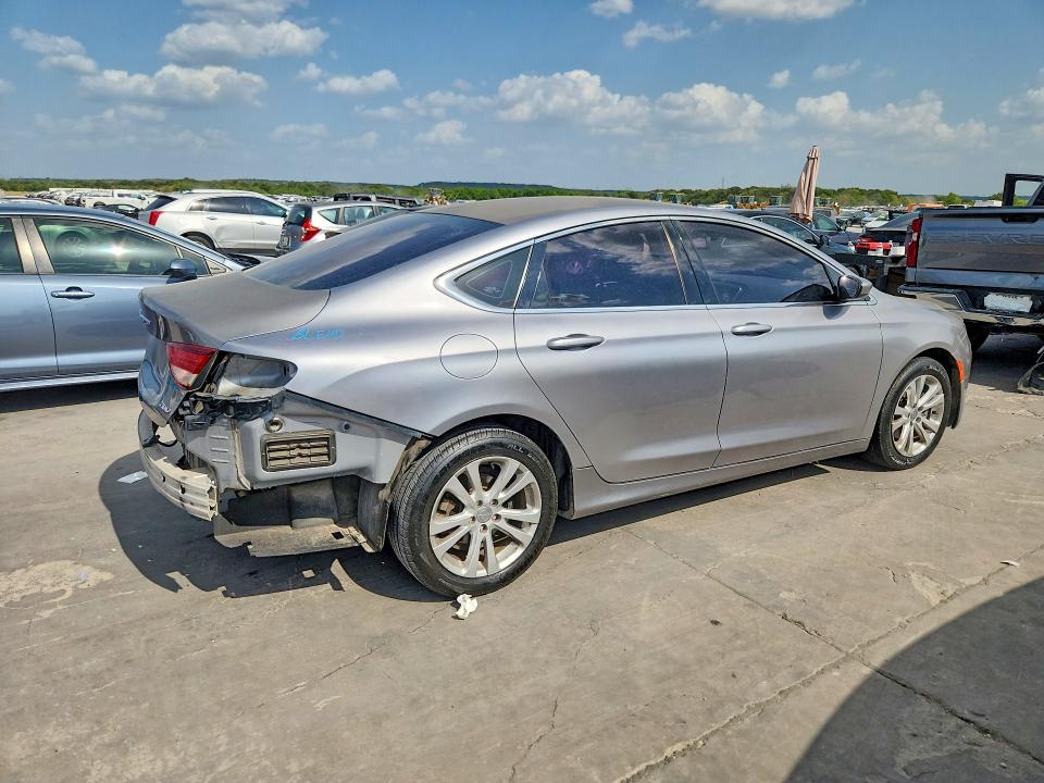 Photo 3 from auction – 2015 CHRYSLER 200 with VIN 1C3CCCAB0FN502335