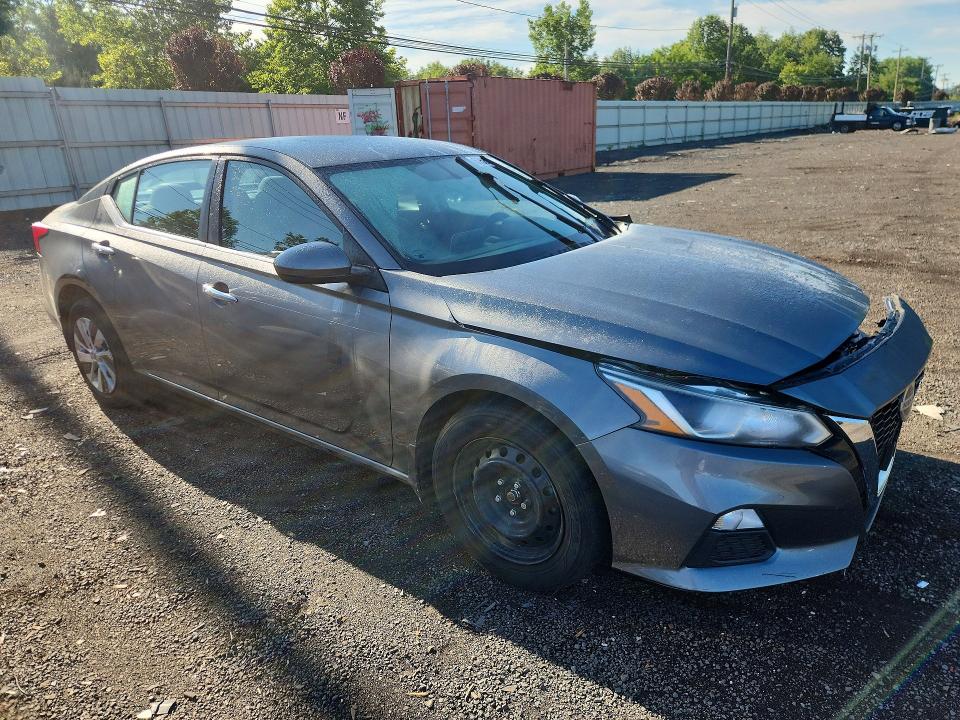 Photo 4 from auction – 2020 NISSAN ALTIMA with VIN 1N4BL4BW6LC260047