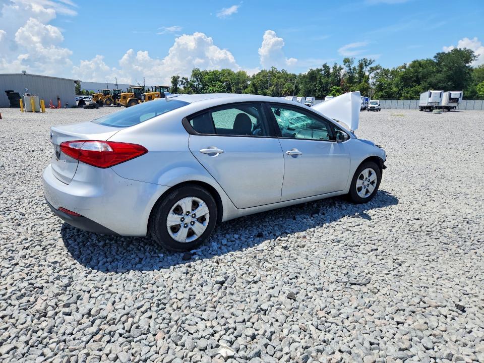 Photo 3 from auction – 2015 KIA FORTE with VIN KNAFK4A61F5420339