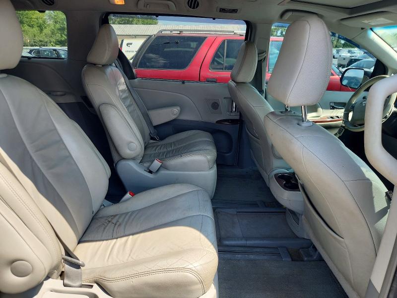 Photo 11 from auction – 2014 TOYOTA SIENNA with VIN 5TDDK3DC0ES079255