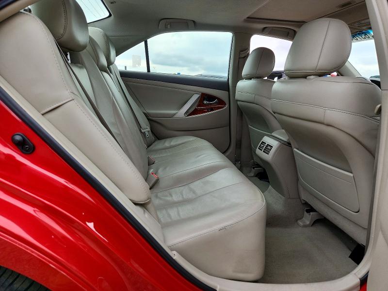 Photo 10 from auction – 2011 TOYOTA CAMRY with VIN 4T4BF3EK6BR142580